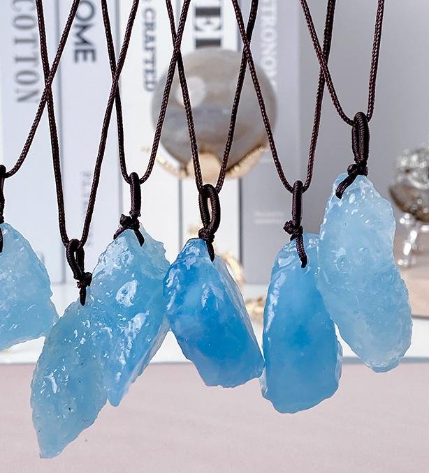 Natural Aquamarine Raw Stone Pendant - 图片 3